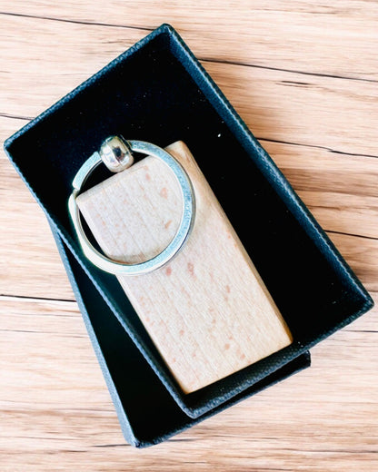 Llavero de Madera para llaves con Posibilidad de Personalización con Grabado – Ideal como Regalo