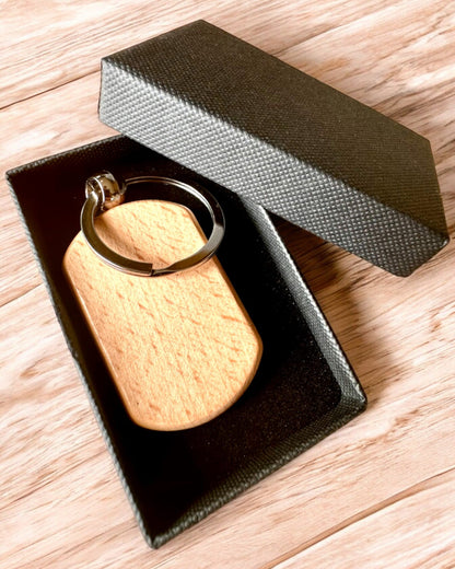 Llavero Elegante de Madera con Posibilidad de Personalización por Grabado – Ideal para Regalo