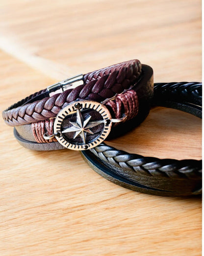 Pulsera "Compass Adventure" - posibilidad de personalización con grabado para regalo, 2 variantes de color para elegir.