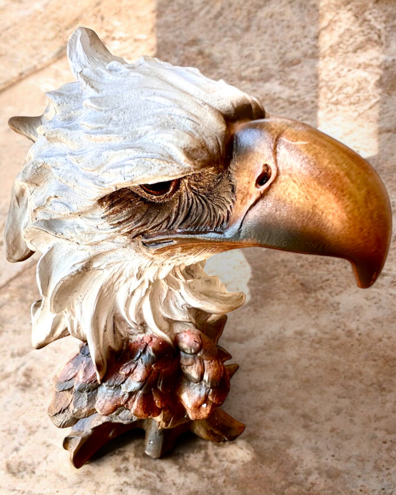 "Águila de la Libertad" - Escultura de Resina con Posibilidad de Grabado para Regalo 26.5 cm de altura