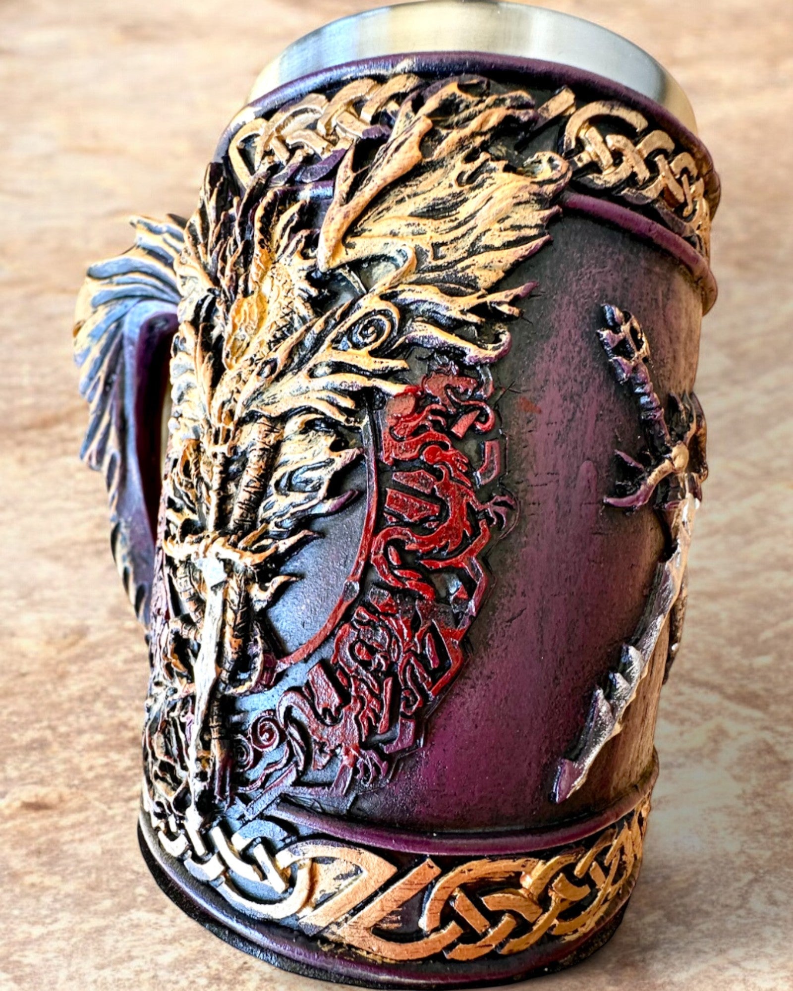 Mug Oscuro del Caballero - 700 ml, posibilidad de personalización con grabado para regalo