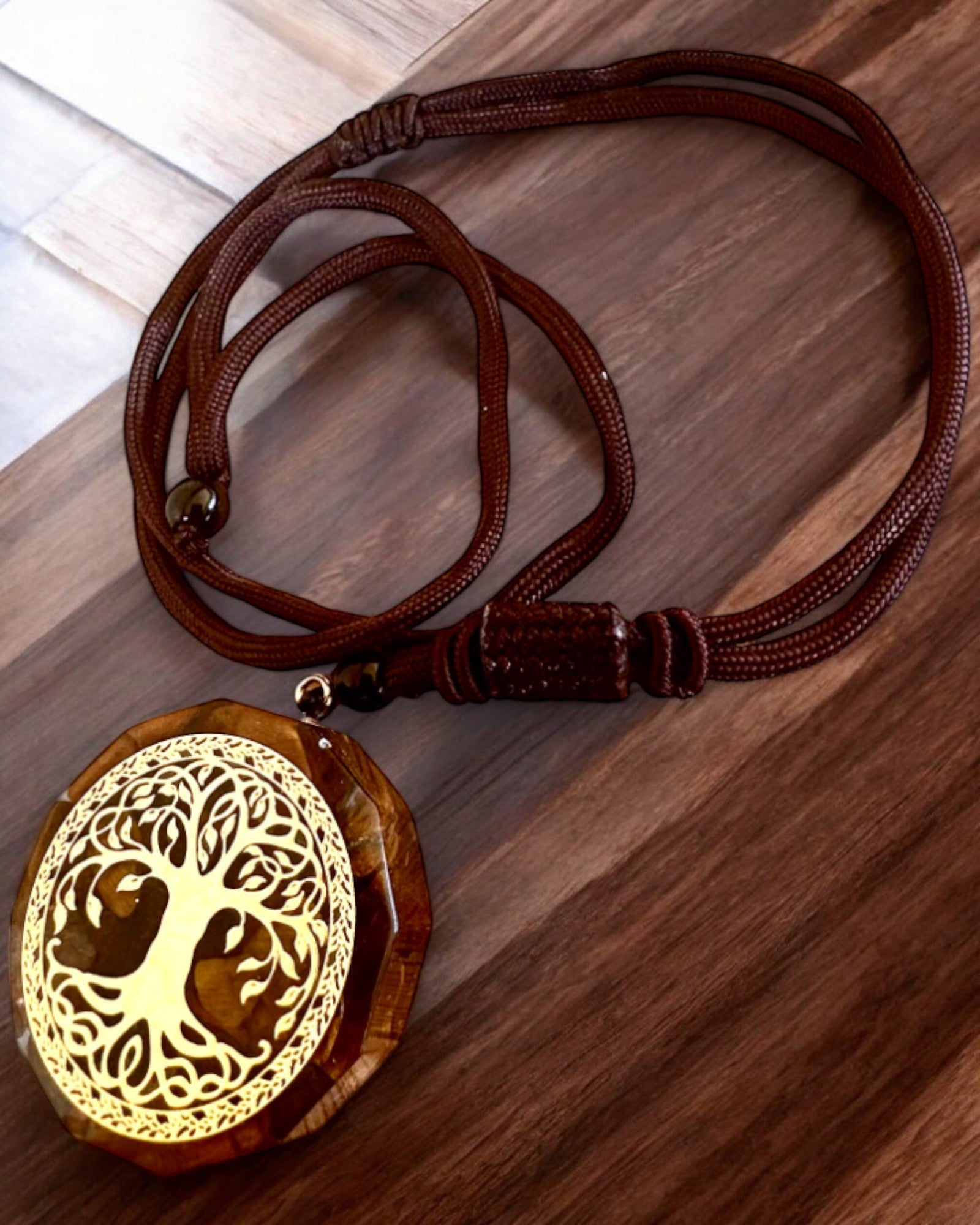 Amuleto "Árbol de la Vida" con ojo de tigre, collar de regalo con personalización de grabado