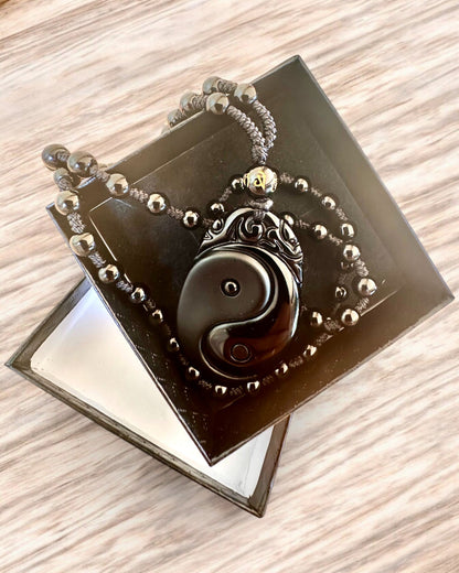 Amuleto de Obsidiana Yin Yang con Grabado - Armonía y Protección, personalización con grabado para regalo