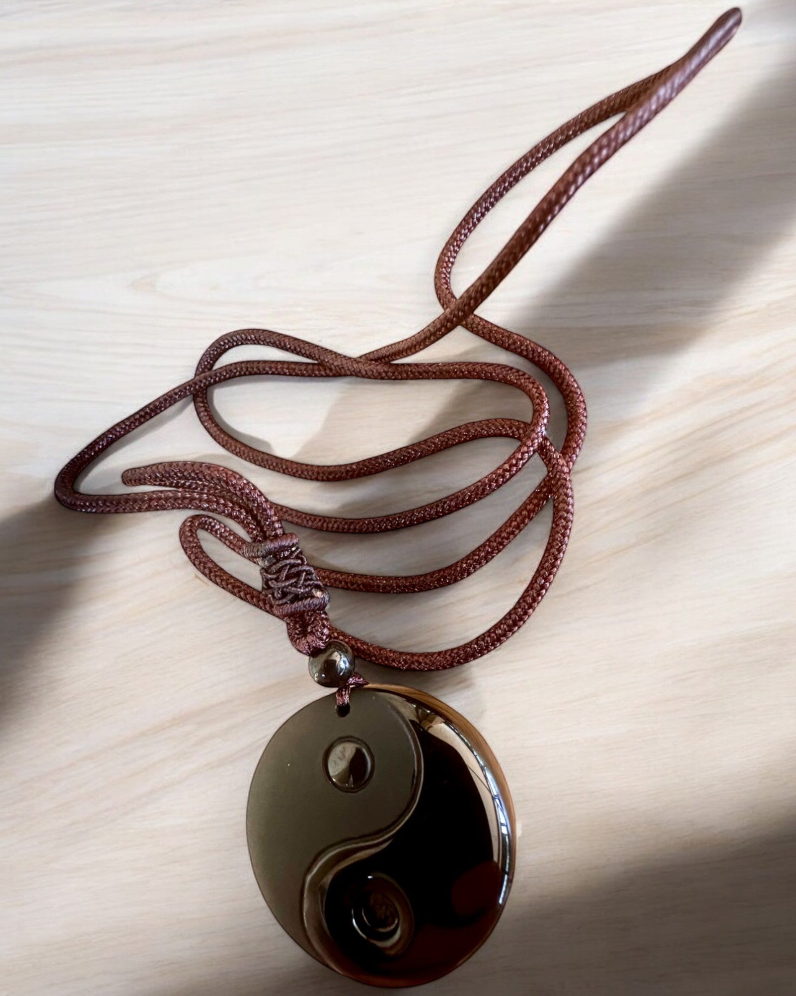 Collar Boho de Obsidiana Yin Yang Tai Chi, posibilidad de personalización con grabado para regalo