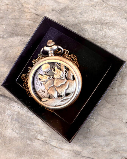 "Luna Wolf" – Reloj de bolsillo elegante con lobos, posibilidad de personalización con grabado para regalo