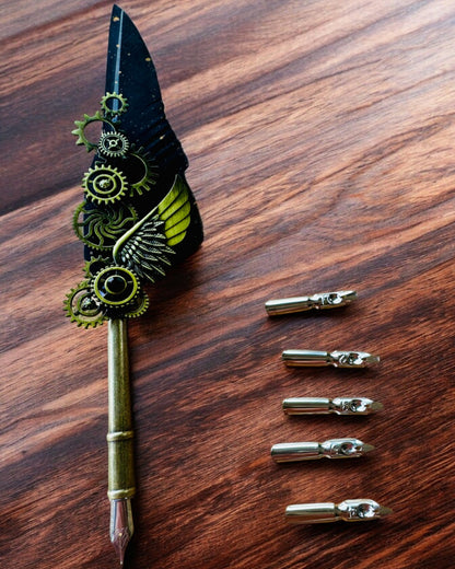 Pluma Caligráfica "Elegancia Steampunk" con Pluma de Pavo - Hecho a Mano 5 variantes para elegir, personalización con grabado para regalo