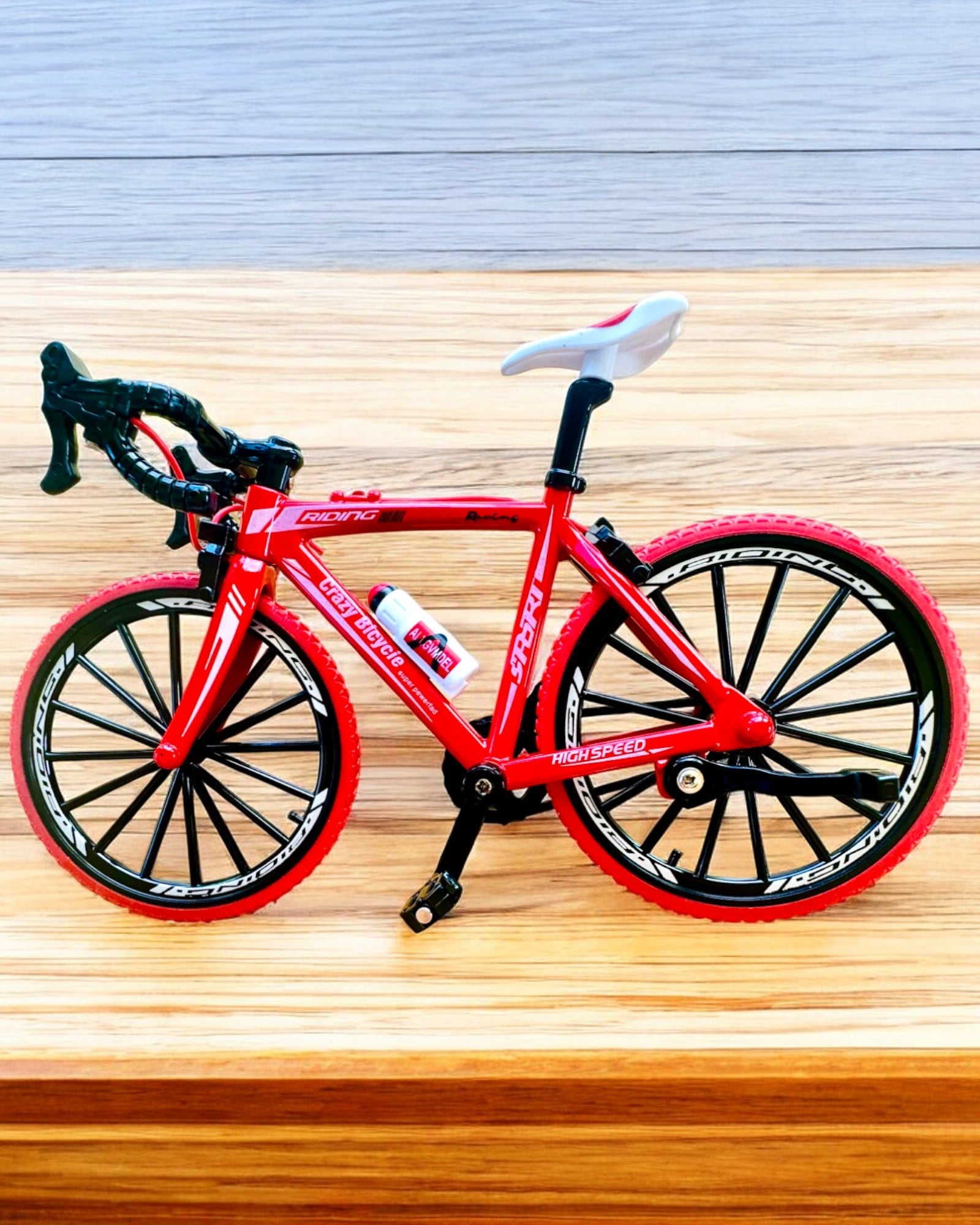 Modelo Miniatura de Metal Bicicleta Roja "SpeedMaster" personalización con grabado para regalo, 2 variantes de color