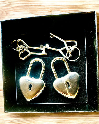 Llaves del Amor - 2 mini Candados de Plata en Forma de Corazón, posibilidad de personalización con grabado para regalo