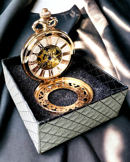 Reloj de bolsillo vintage con esfera transparente y mecanismo esqueleto