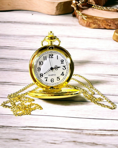 Reloj de bolsillo vintage en color dorado con posibilidad de grabado