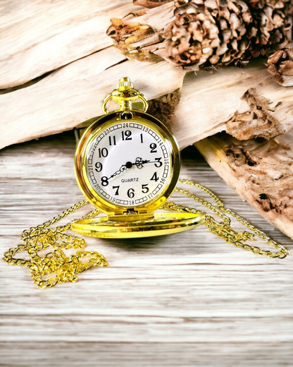 Reloj de bolsillo vintage en color dorado con posibilidad de grabado